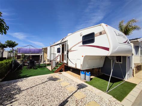 SPECIAL OFFER Purchase this fifth wheel for the amazing price of only &163;30,000 (was &163;37,500) for a quick sale to be completed before the 18th April. . Second hand caravans for sale in benidorm about 15000 pounds